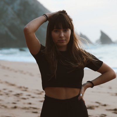 danielaalazaro's profile picture. 