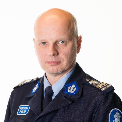 Rikosylikomisario Itä-Suomen poliisilaitos. Vastuualueella nippu erilaisia rikostorjunnan erityistoimintoja. Twiitit laidasta laitaan poliisin tehtäväkentästä.