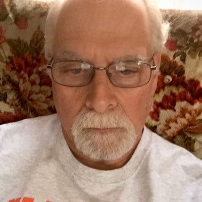 pinault_rene's profile picture.