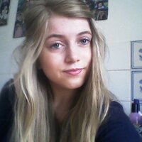 Laura Hutchison - @ohlaura24 Twitter Profile Photo