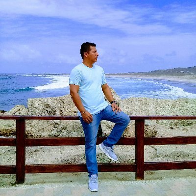 RafitaSingo's profile picture. Sin fanatismos, empiezo desde cero (07/07/2025). La opinión argumentada será valorada. Todo insulto será devuelto 🤗  

Feliz x q la Vida Es Bella. 😃