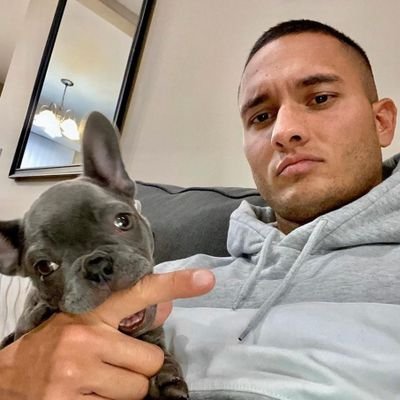 frank_daviss's profile picture. sorry for being anti-social