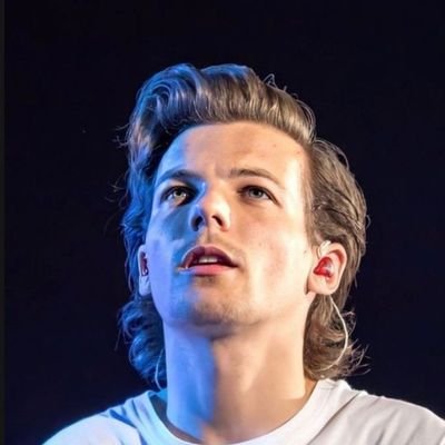 # canyon moon ¡! # long hair louis wife as it should