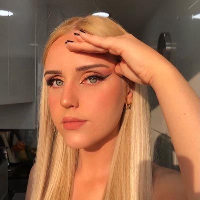 Deliafdezz's profile picture. 