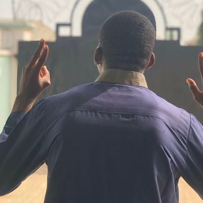 benya_ameen's profile picture. We must be consistent as we write to achieve our goals. Vibe and insha Allah. @Chelseafc