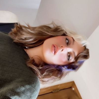 a love bot for: Boys World • Citizen Queen • Ariana Grande • Doja Cat