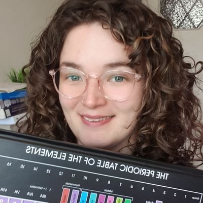curlyvicsci's profile picture. Psychology graduate🎓 trainee chemistry teacher 👩🔬⚗️ Nature lover and wannabe dog mum.