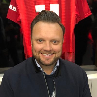 Sports agent, CoFounder & MD of @72SportsGroup MUFC season ticket holder. A very lucky husband, father & foster parent. Views are my own. 🙏🏽🎾⚽️🏍️