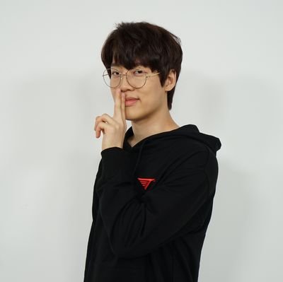 @T1 CL Head Coach

https://t.co/mRMuDAlPRj
buisness - gbm@t1.gg