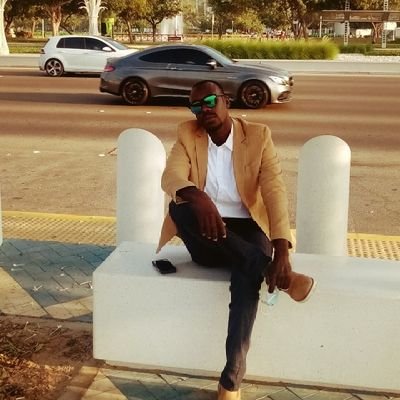 IslamCr715's profile picture. تشيل ياقلبي هم الناس ومالاقي. البشيل همك