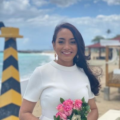mujer , madre, esposa , una cajita de sorpresas siempre trabajando en la mejor versión de mi