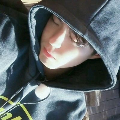 LunaDanitza1's profile picture. 𝐒𝐨𝐲 𝐛𝐢𝐩𝐨𝐥𝐚𝐫😃😭 𝐬𝐨𝐲 𝐚𝐫𝐦𝐲 𝐚𝐦𝐨 𝐚 𝐁𝐓𝐒 𝐲 𝐬𝐨𝐲 𝐟𝐚𝐧 𝐝𝐞𝐥 𝐤𝐩𝐨𝐩 𝐬𝐨𝐲 𝐭𝐢𝐦𝐢𝐝𝐚 𝐲 𝐜𝐫𝐞𝐲𝐞𝐧𝐭𝐞 𝐞𝐧 𝐛𝐮𝐝𝐚❦︎☀︎︎ꨄ︎