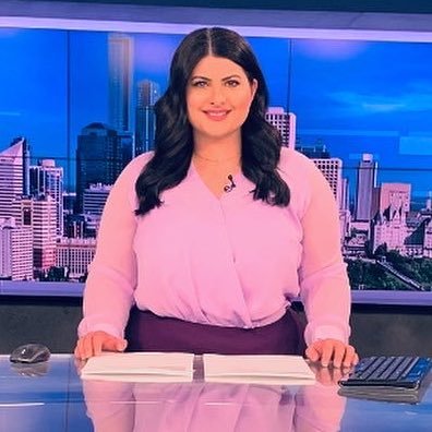 Weekend 6 pm anchor & news reporter at CTV Edmonton 📺 Lover of sports, news, fashion, and hard rock 🤘🏼🤘🏼I tweet a lot about sports! #yeg born and raised