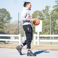 Shian Bradshaw (@shiangotbounce) 's Twitter Profile