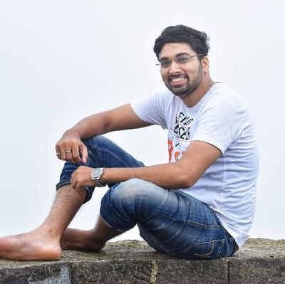 0210yash's profile picture. 