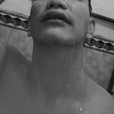 tjbons5394's profile picture. 