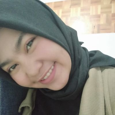 okvianty17's profile picture. FH UNTIRTA'15