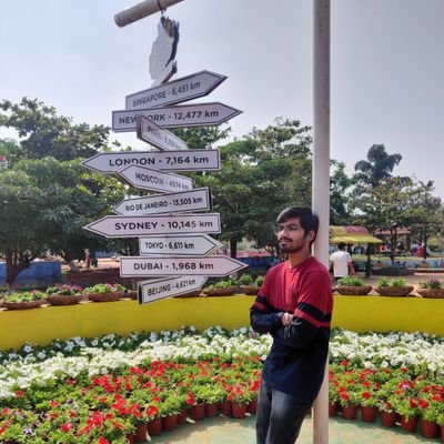 NIKHILPHADKE16's profile picture. Student of History 
24 👑
Agribusiness management🌾🌿
Poultry Farming