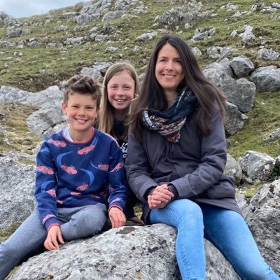 izzybizzywizzy1's profile picture. Fresh Yorkshire air, cake and tea and the odd glass of fizz.