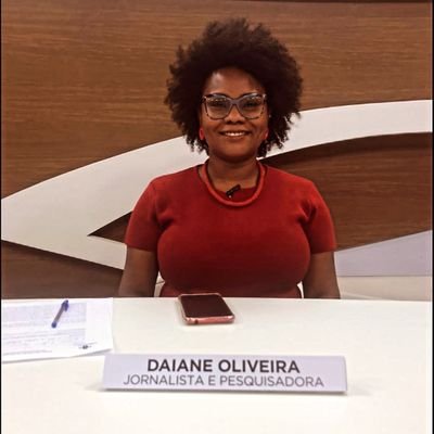 Jornalista antirracista | Poeta | Mãe | BI de Artes e pesquisadora na @ufba | Especialista em Comunicação Política 🫶🏾

Contato: daianejoliveira@gmail.com