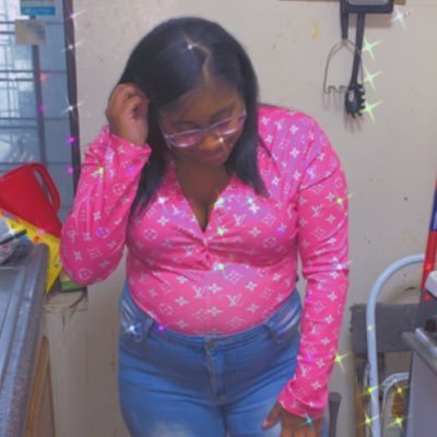 DomoDavis3's profile picture. A mommy of 2 girls heaven and Nevaeh love being a mom love women 🌈🌈🌈🙈🙊🙉💍👩‍👩‍👧‍👧