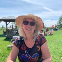 Laura Macdonald (@macdonald2laura) 's Twitter Profile