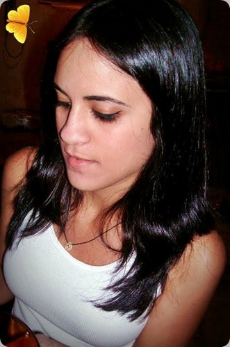 Tenho 16 anos, sou Ariana, Bentoniana, Pottermaníaca, Católica e sl mais o que haha' !