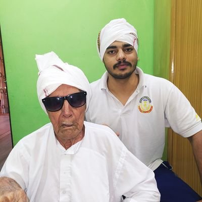 Valorousgorv1's profile picture. *Farmer*HR12  * JAI HIND *JAI BHARAT* 🇮🇳 🇮🇳 
🌾 किसान पुत्र🌾
 
जय जवान  जय किसान जय हिन्द ।