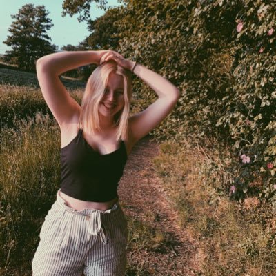 hallo:) ich rede laut und singe viel https://t.co/Ks3jYAbUtq
