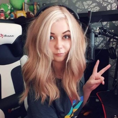 🎮 Twitch Partner | Gamer | Fitness | Cosplay |
❤️ Sponsor: @ArozziChairs
📸 IG: https://t.co/k3XkkGjEFt