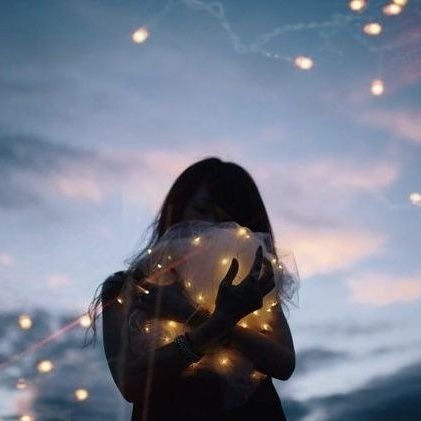 petrichor_real's profile picture. เคยบอกไปแล้ว 'ที่หลงเหลืออยู่ในชีวิตตอนนี้ก็อยากตั้งใจรักให้ดีที่สุด'