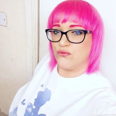 Everchanging hair colour/styles, Raver Baby, Ravenclaw loving, LGTBQ+ Supporting, Bad Ass Mam to one Hooman Child and Cat Mam to 5 Fur Babies 🐱🐱🐱🐱🐱