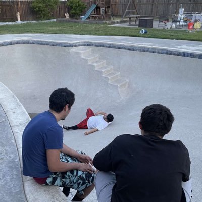 potroast530's profile picture. vibin 🕺