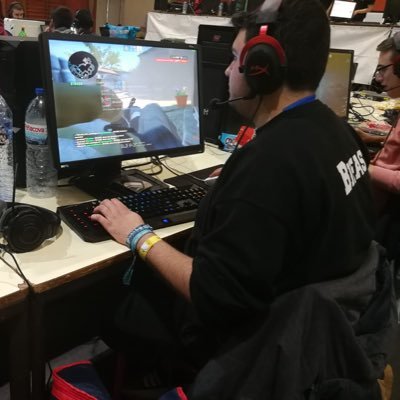 bifas98's profile picture. 