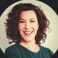 Rebecca Lovell (@lovelletters) 's Twitter Profile