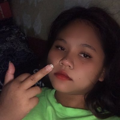 yolykxchill's profile picture. 19|♈️