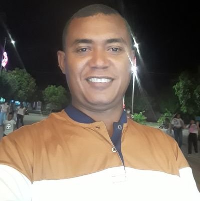 Antiuribista por convicción, petrista de corazón 💪♥️🇨🇴