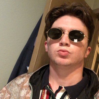 _GMoney21_'s profile picture. my dog is my best friend // CU Boulder 22’