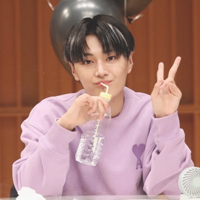 takeitsloww_'s profile picture. แนวเดอ dirty /ขี้เกียจ