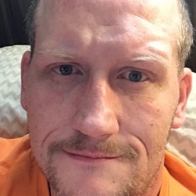 Former US Marine and pilot just trying to live life.