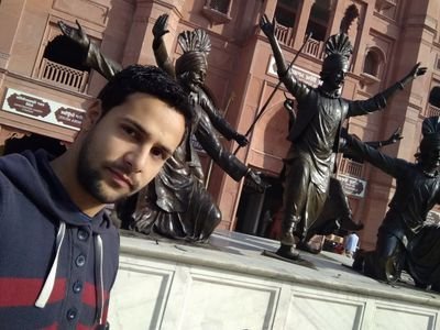 FaizanMushki's profile picture. Meow