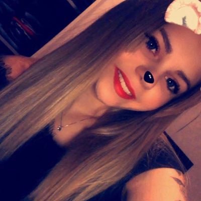 Marie Stagliano
•Stras
•20 ans
Insta : marie_sgl5