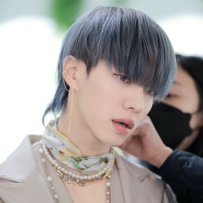 🌟HI5HLI5HT🌟HIGHLIGHT🌟하이라이트 기광이❤ lovegk0330.weebly.comAE6 
          
하이라이트 & 라이트 💡