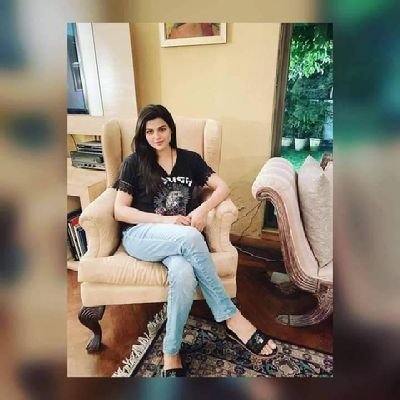 Arzu45614037's profile picture. 