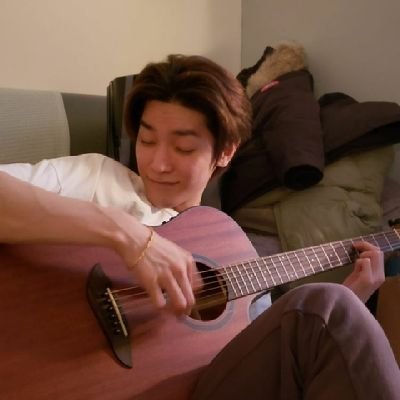 stupidthjngs's profile picture. jarang nge-twit, suka kpop, suka bujang nct, suka bujang seventeen juga.