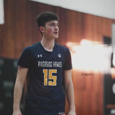 MacDuffie ‘22/4.0GPA