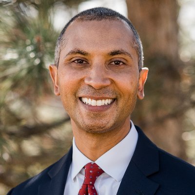 Managing Director of Partnerships and Innovation at the University of Colorado at Denver.  Connecter, Do-Gooder, Family Man.  Personal Twitter Account.