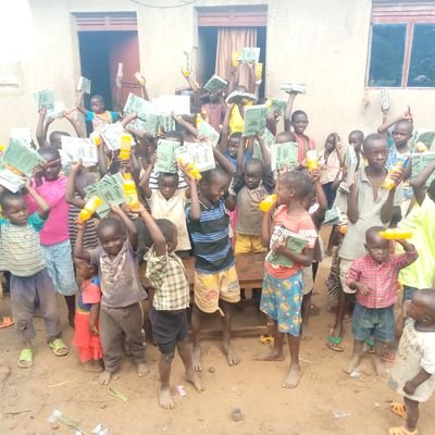 we are God loving organization and we really call upon you support .
your support I used to reach the goals of the orphans 👉donate👉 https://t.co/Lr72bAByb1