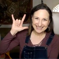 Risa Beth Cohen ☮️❤️🎼Sing into Reading(@RisaBethCohen) 's Twitter Profile Photo