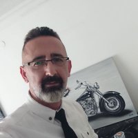 Yasin Keskin (@cecebil) Twitter profile photo